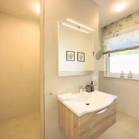 Ξενοδοχείο με διαμερίσματα 